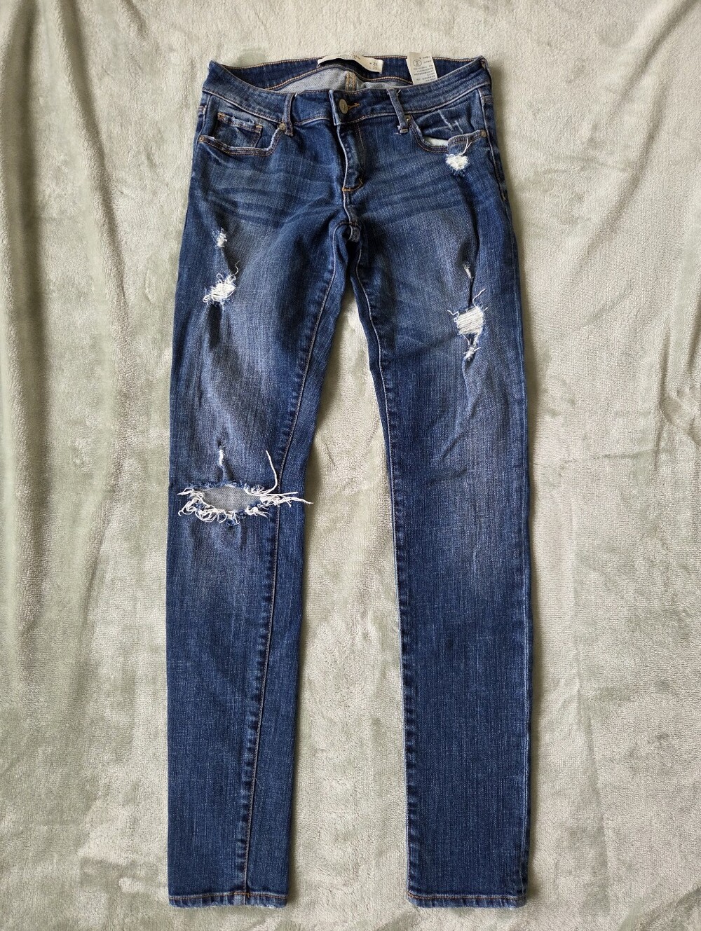 Abercrombie & Fitch Dark Blue Distressed Skinny Jeans